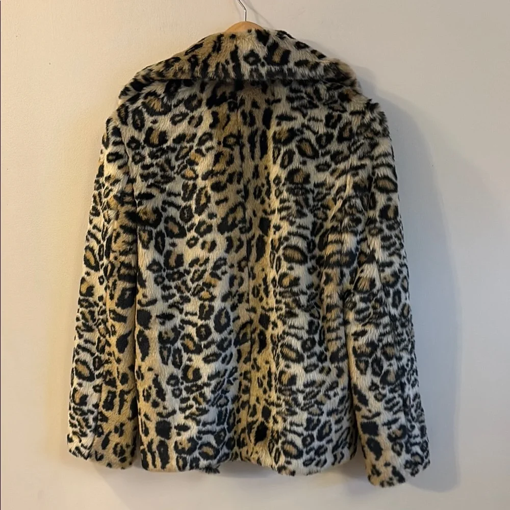 Leopard Print Faux Fur Jacket - Picture 4 of 4
